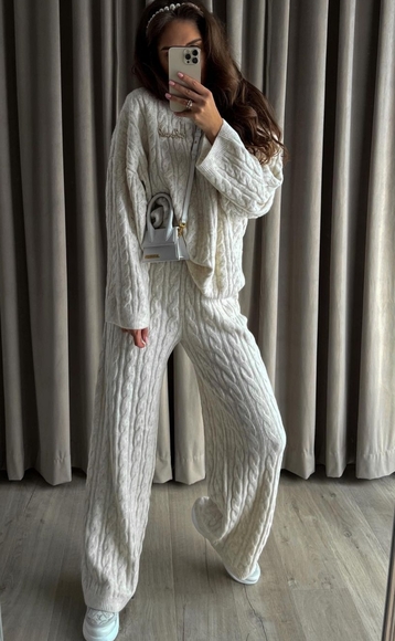 H&M NWT CABLE LOUNGE KNIT SET TOP SWEATER & PANTS BLOGGER'S FAV NEW - Picture 7 of 16